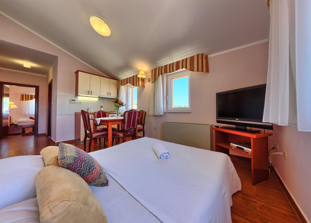 Hotel تروغير المظهر الخارجي الصورة
