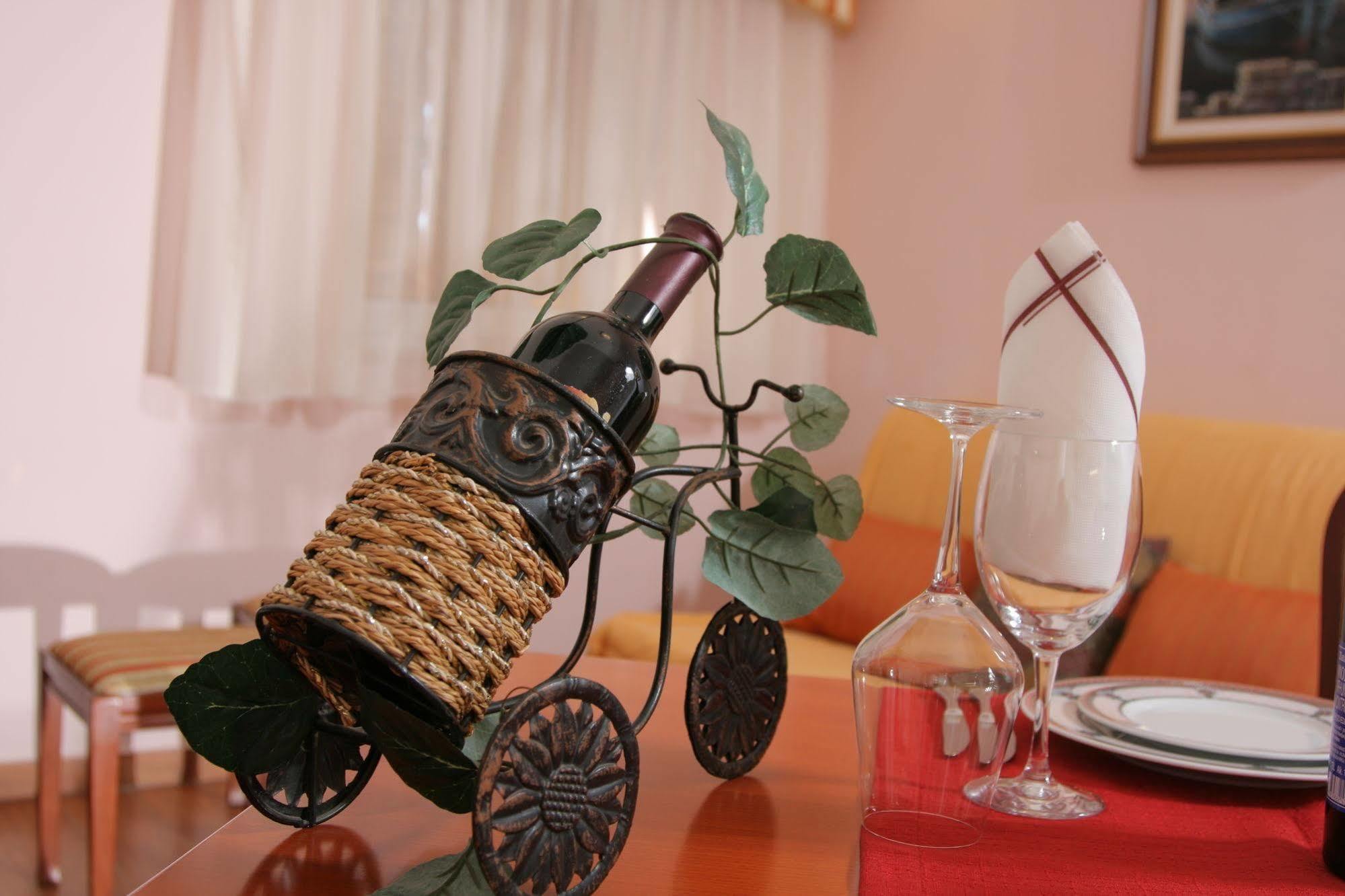 Hotel تروغير المظهر الخارجي الصورة
