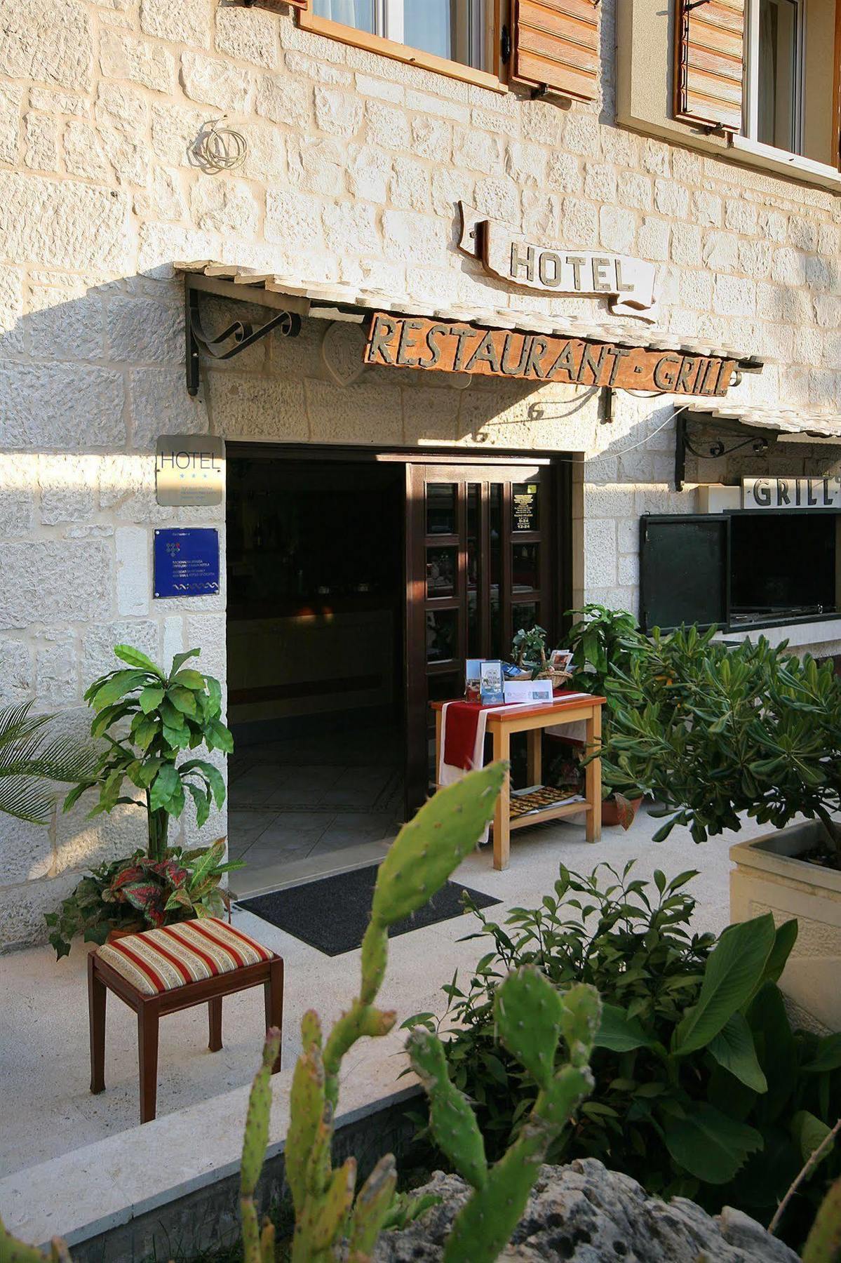 Hotel تروغير المظهر الخارجي الصورة